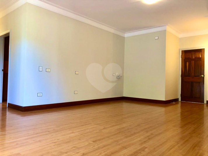 Foto REO1063093
