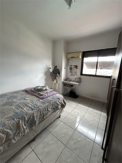 Venda Apartamento São Vicente Centro REO1063094 11