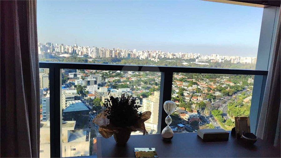 Foto REO1063113
