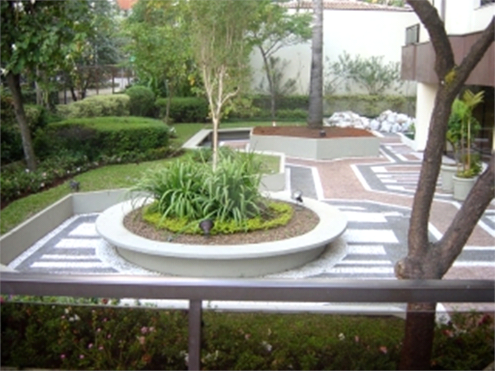 Foto REO1063157