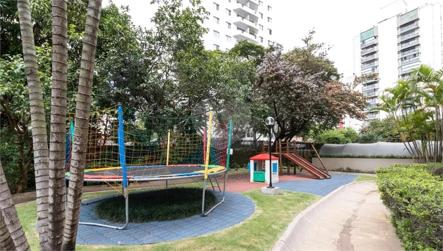 Foto REO1063208