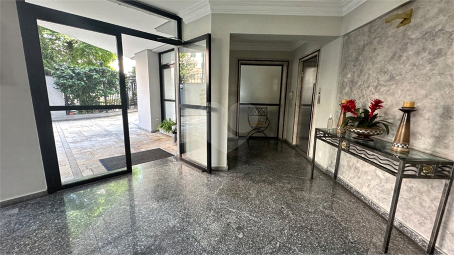 Foto REO1063225