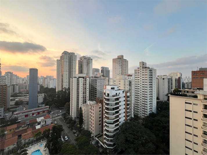 Foto REO1063568