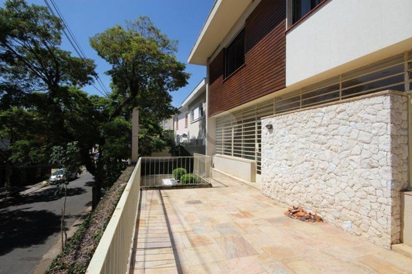 Venda Sobrado São Paulo Pacaembu REO106361 24