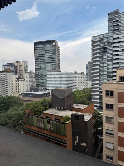 Foto REO1063635