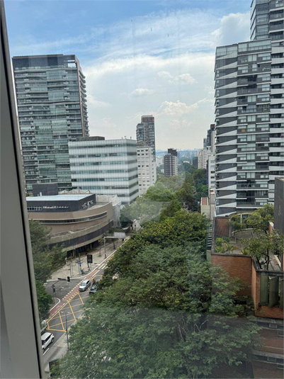 Foto REO1063635