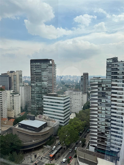 Foto REO1063635
