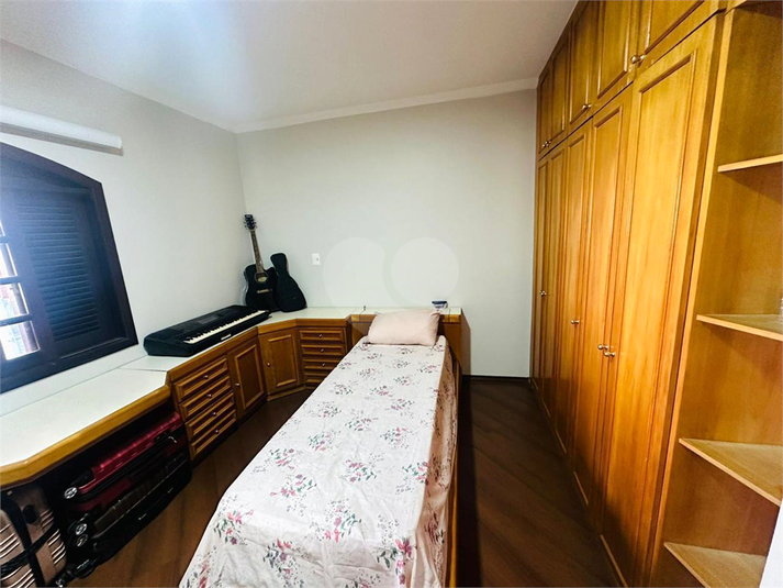 Foto REO1063745