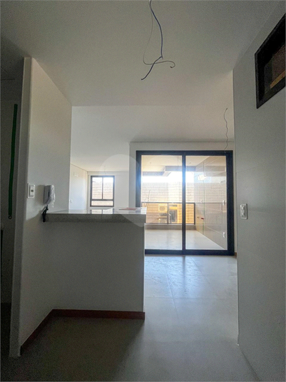 Venda Apartamento Maceió Ponta Verde REO1063774 10