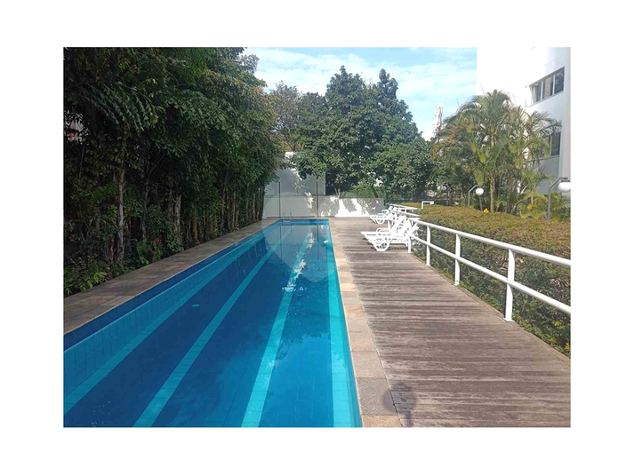 Foto REO1063775