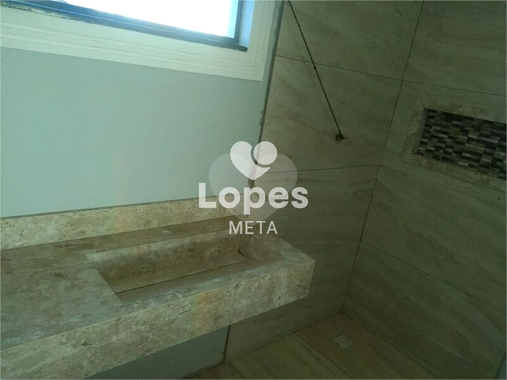Foto REO1063785