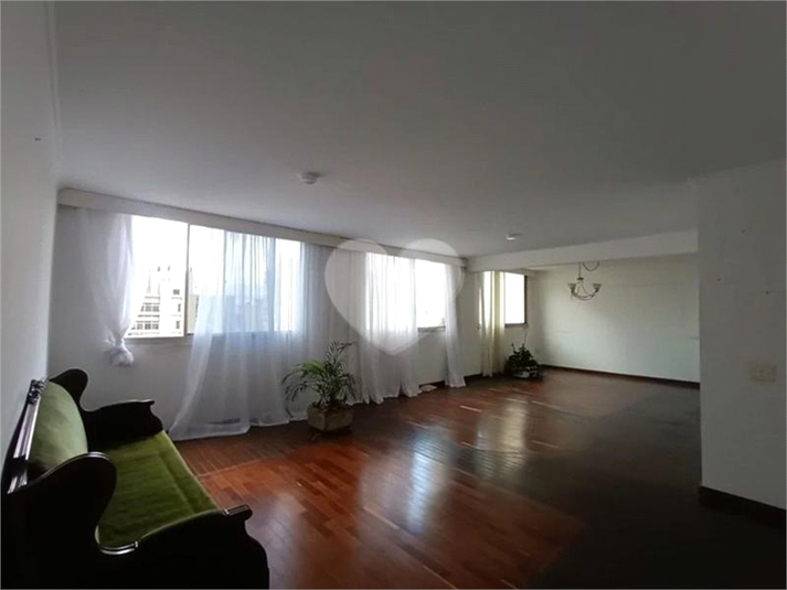 Foto REO1063863