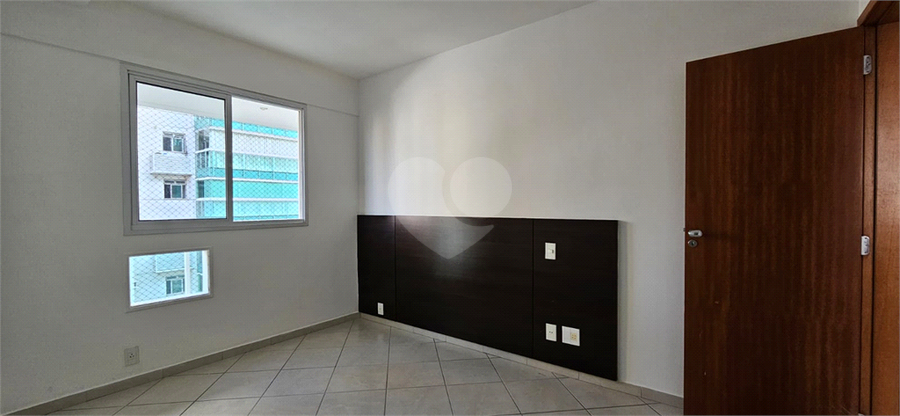 Foto REO1063943