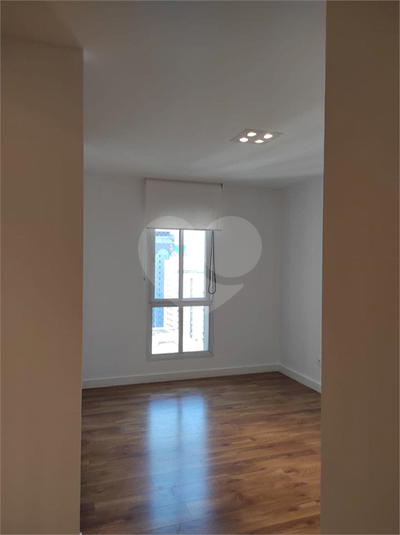 Venda Apartamento São Paulo Moema REO1064018 40