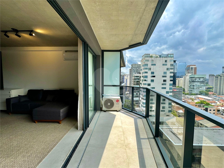 Foto REO1064041