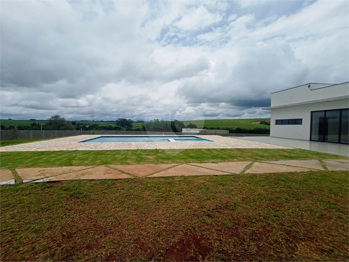 Foto REO1064122