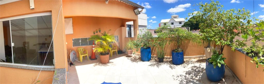 Foto REO1064147