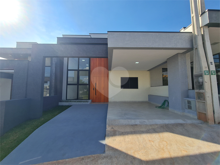 Foto REO1064174
