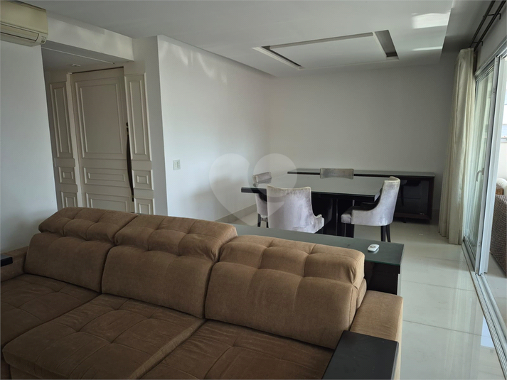 Foto REO1064204