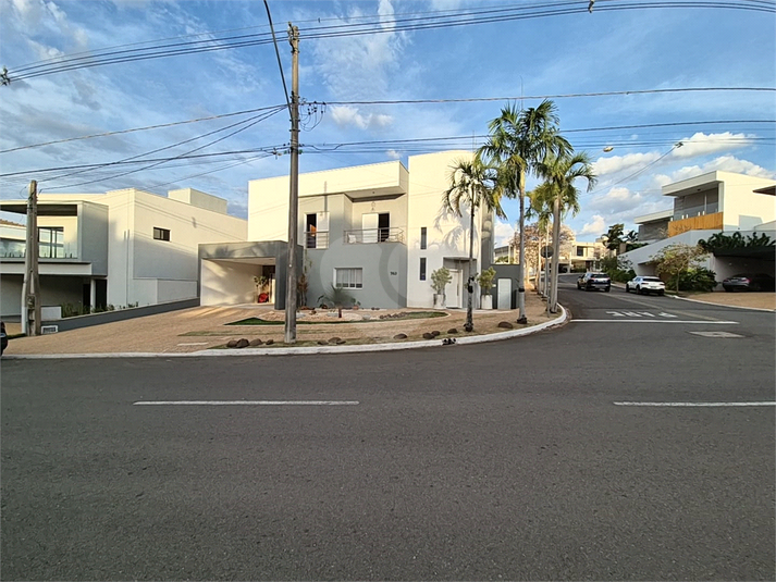Foto REO1064504