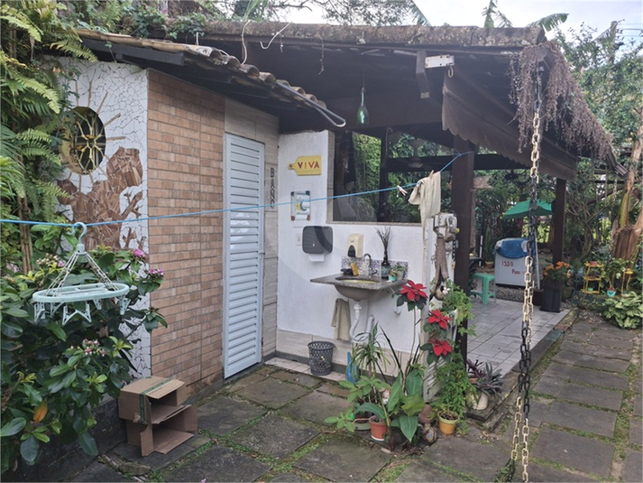 Foto REO1064619