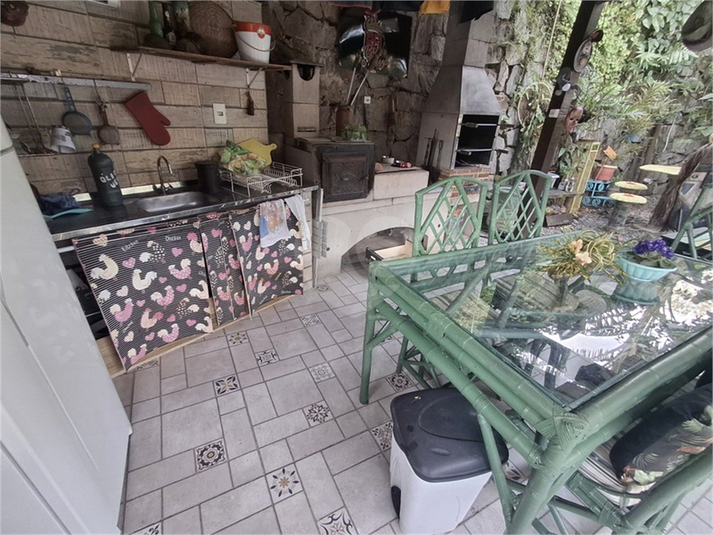 Foto REO1064619