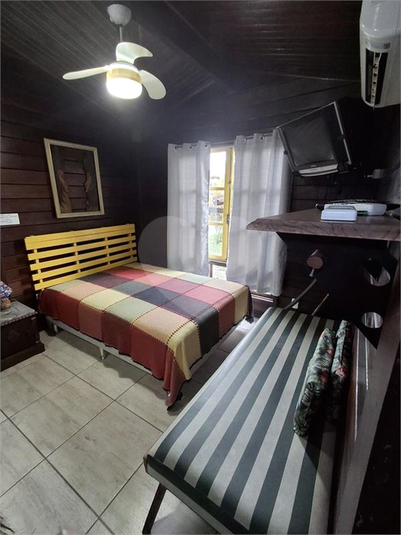 Foto REO1064619