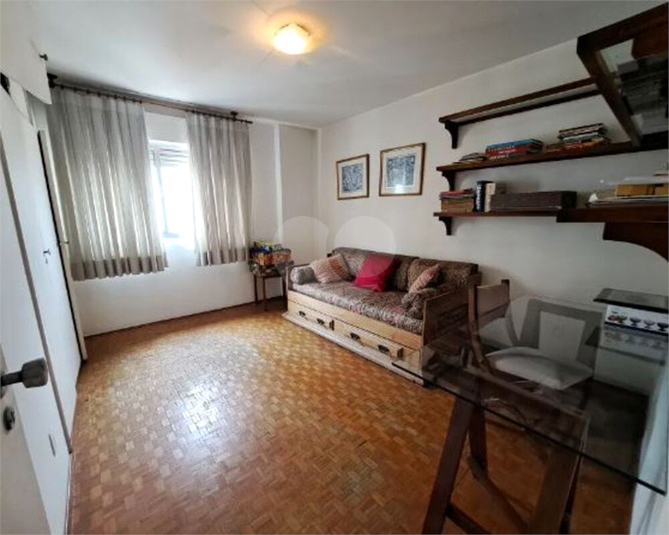 Foto REO1064645