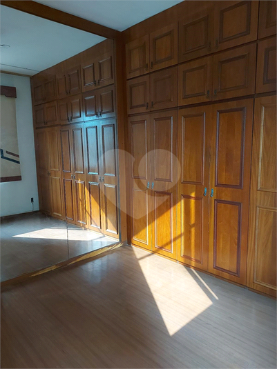 Foto REO1064690