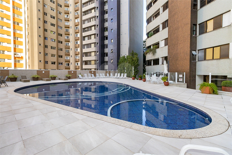 Venda Apartamento Curitiba Água Verde REO1064753 7