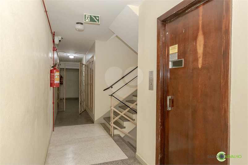 Venda Apartamento Porto Alegre Centro Histórico REO1065106 28