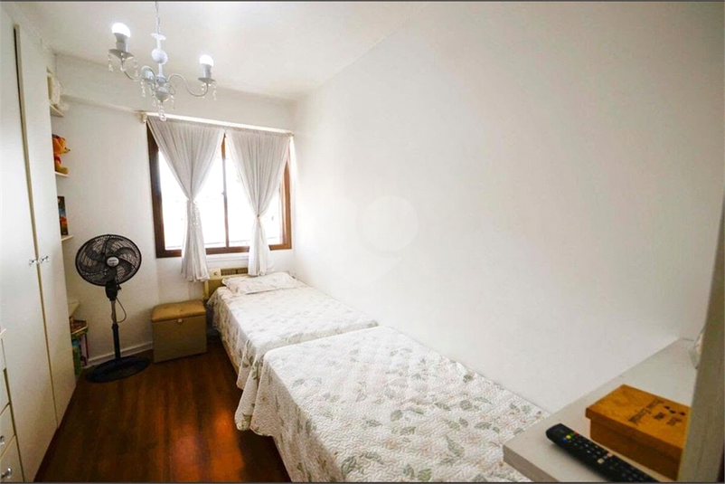 Foto REO1065257