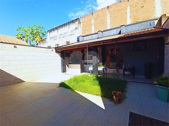 Foto REO1065500
