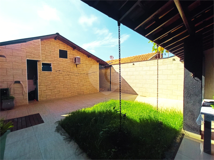 Foto REO1065500