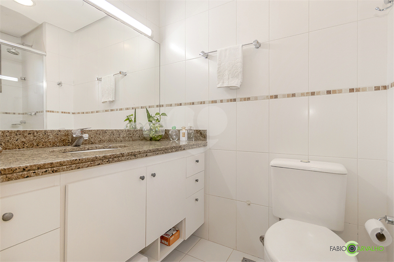 Venda Apartamento Porto Alegre Menino Deus REO1065586 32