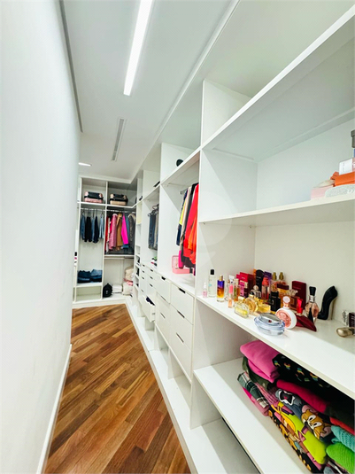 Foto REO1065601