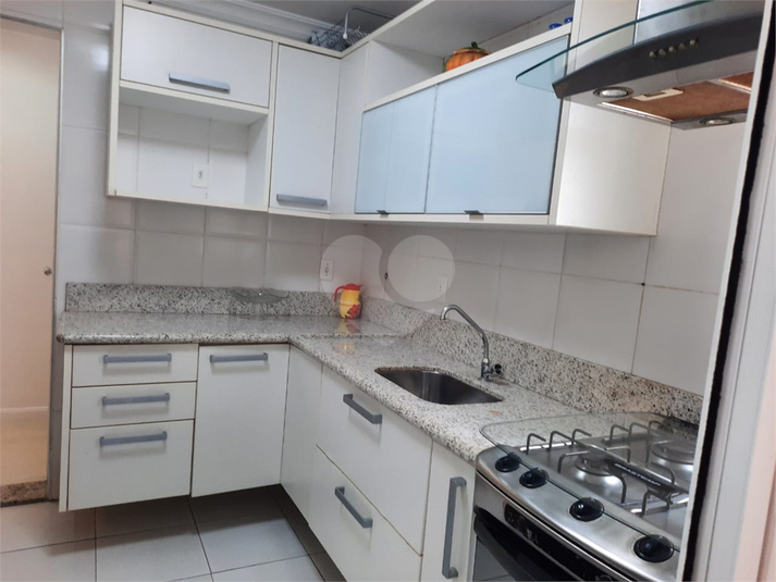 Venda Duplex Guarujá Pitangueiras REO1065851 51