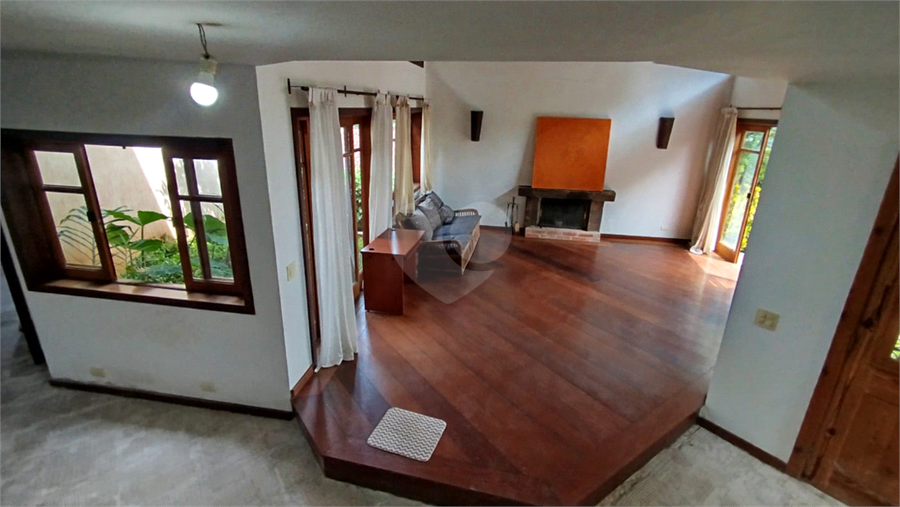 Foto REO1065946