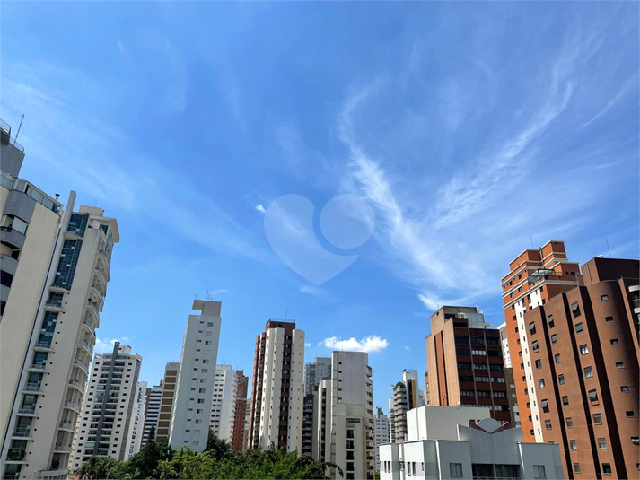 Foto REO1065975