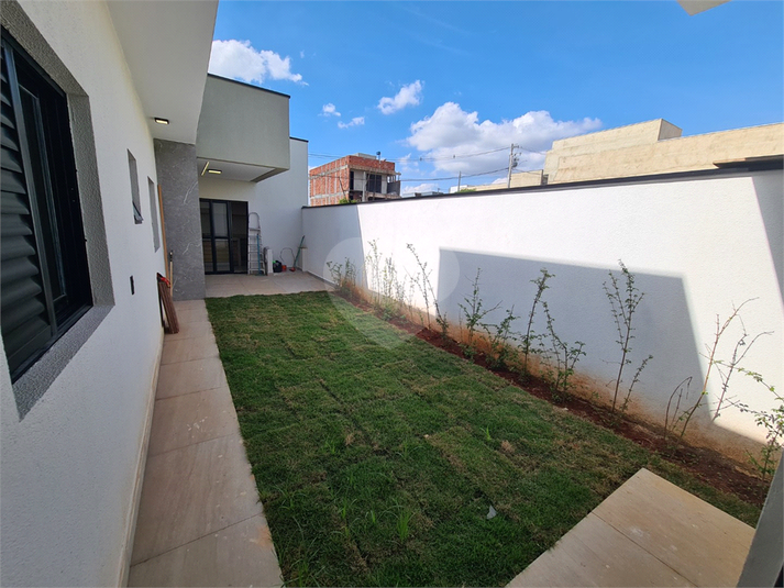 Foto REO1065995