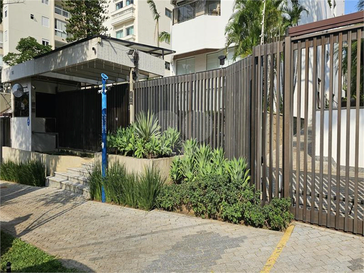 Venda Apartamento São Paulo Cambuci REO1066035 39