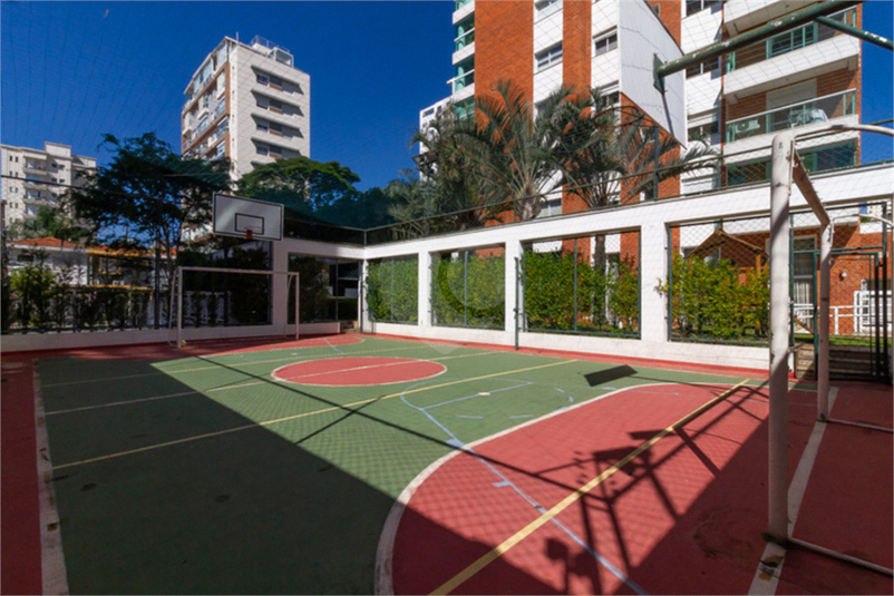 Foto REO1066075