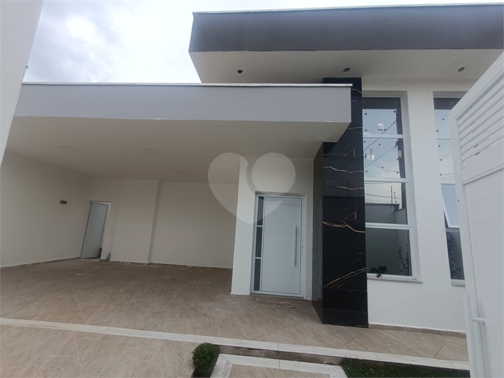 Foto REO1066100