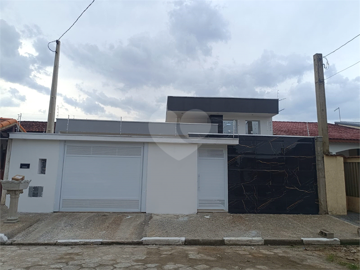 Foto REO1066100