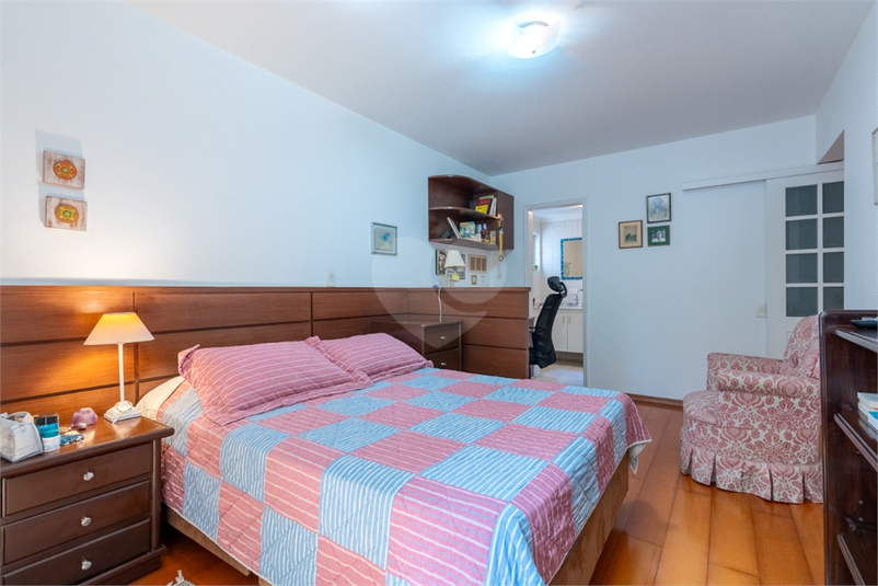 Foto REO1066173