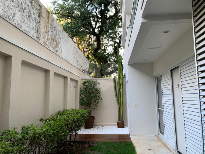 Venda Triplex São Paulo Vila Madalena REO1066219 4