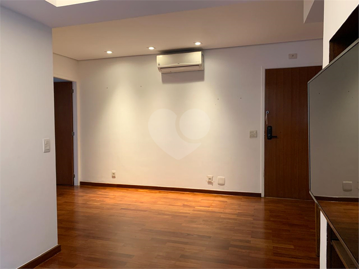 Venda Triplex São Paulo Vila Madalena REO1066219 12