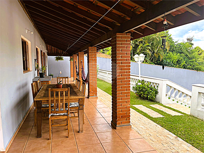 Foto REO1066431