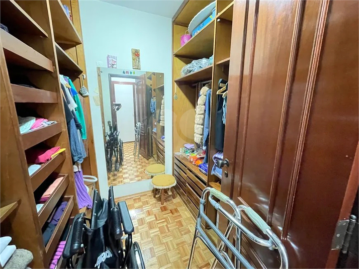 Foto REO1066901