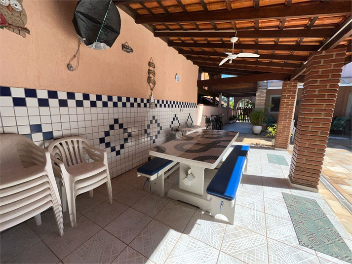 Foto REO1066939
